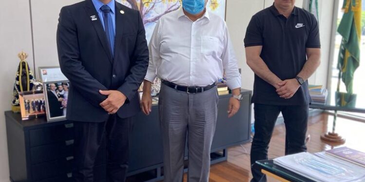 Presidente do Sindepo-DF visita o Palácio do Buriti